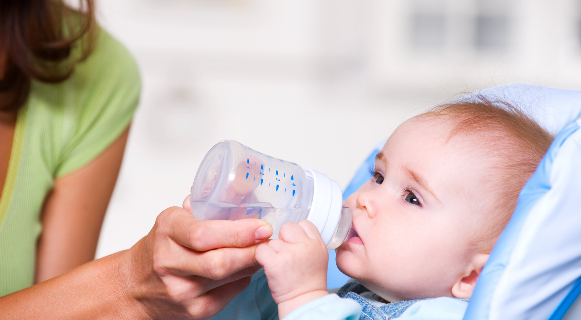 How to safely give your baby water