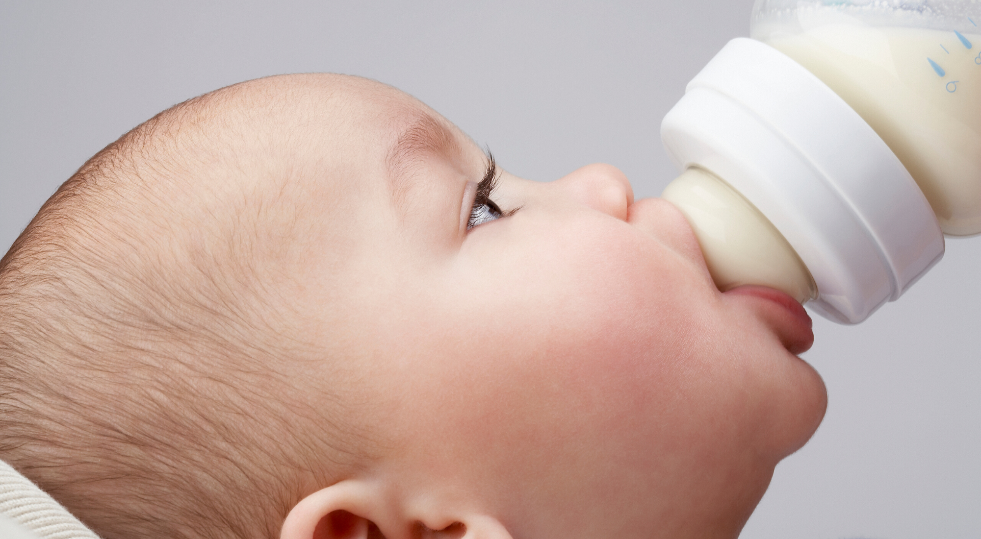 Bottle-Feeding: The Ideal Rate for Your Baby